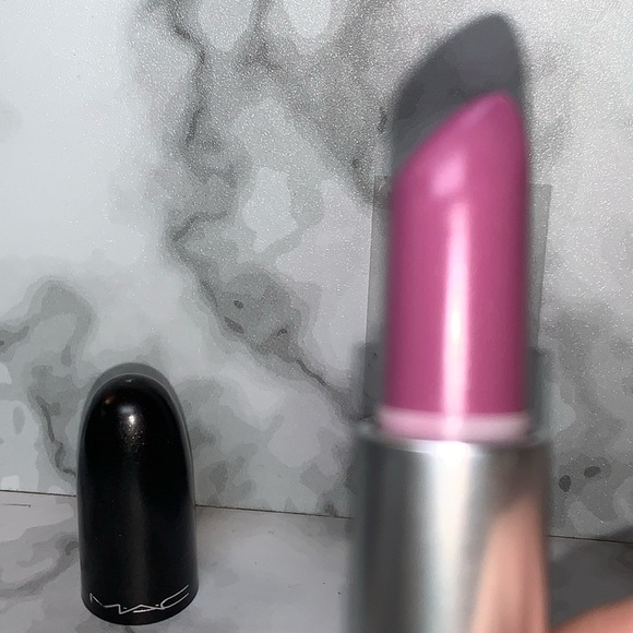 ORIGINAL UP THE AMP Amplified Lipstick MAC - Picture 8 of 17